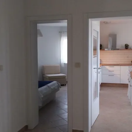 Haus Mit Meerblick Daire Lopar