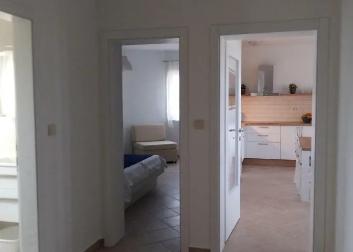 Haus Mit Meerblick Daire Lopar