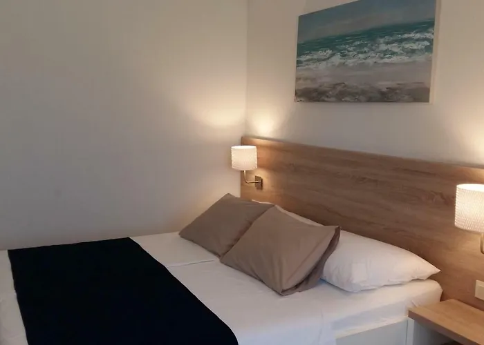 Haus Mit Meerblick * Lopar