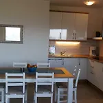 Haus Mit Meerblick Lopar