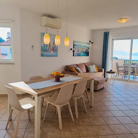 아파트 Haus Mit Meerblick 로파르