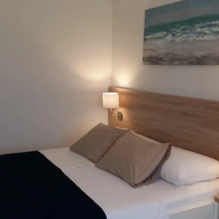 Haus Mit Meerblick * Lopar